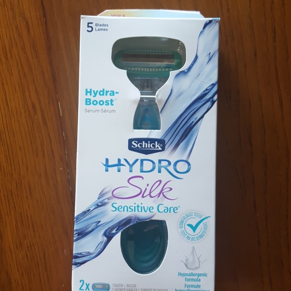 Schick Hydro Silk Sensitive Care Razor